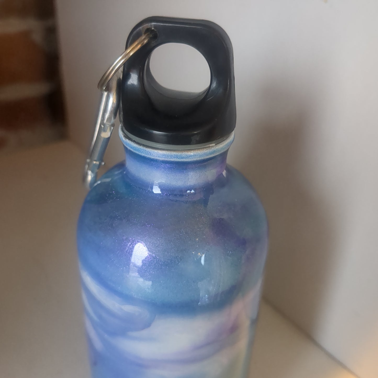 8 oz stainless steel bottle with screw in lid