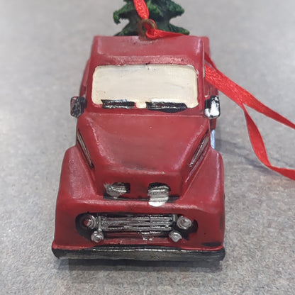 Small Red metal truck ornament polyresin