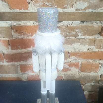 Nutcracker drummer silver, white and glitter