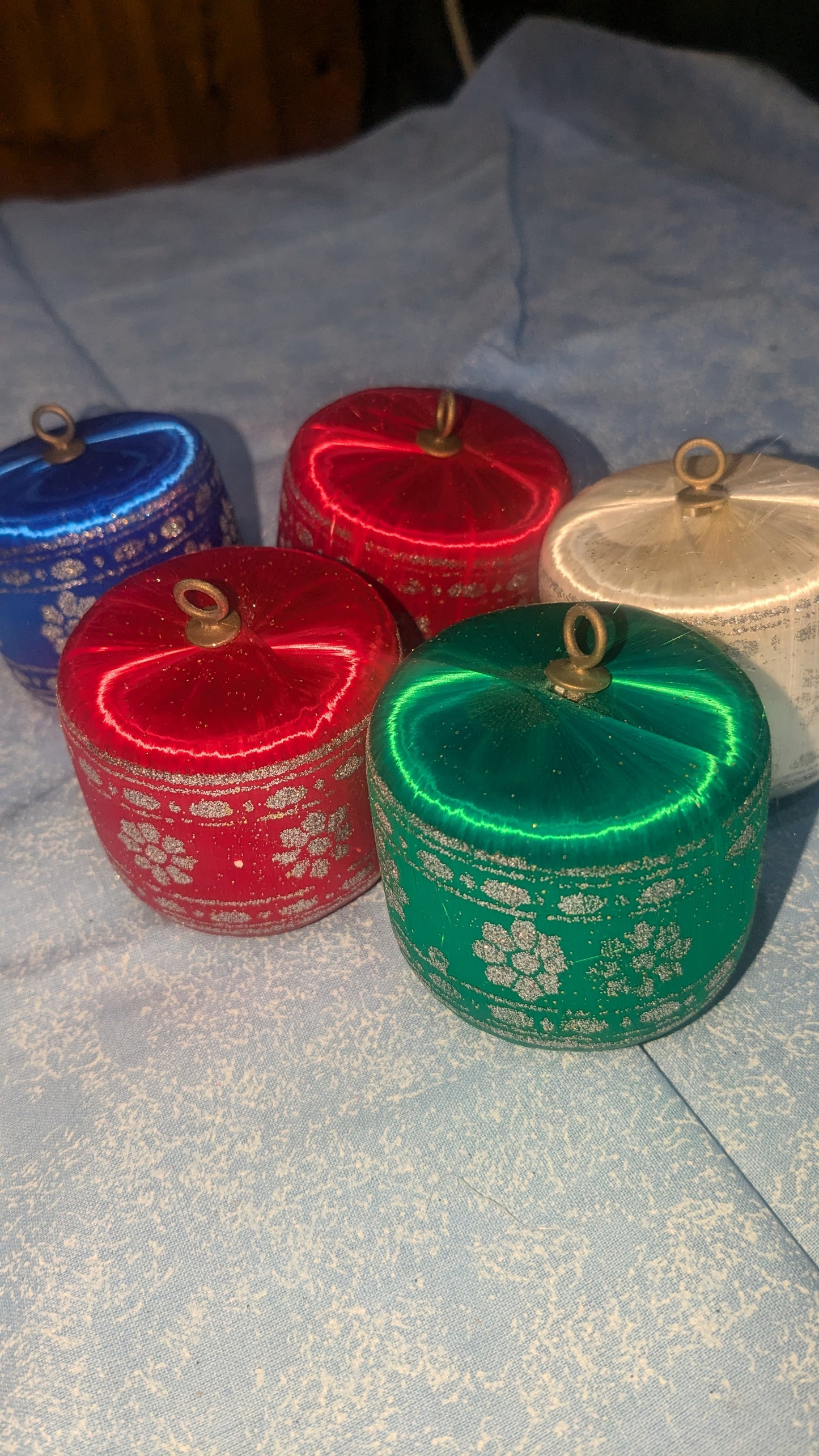 Vintage satin drum ornaments