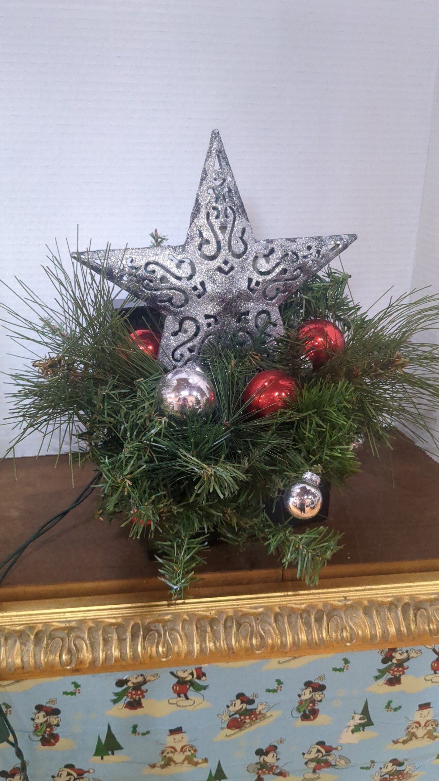 Silver star and pine Christmas sculpture in tin box